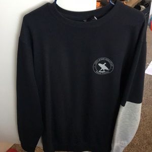 San Sebastián, Spain navy’s blue crew neck